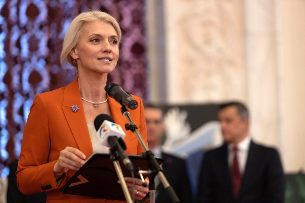 „PNL ar trebui să se ferească ca dracu de tămâie de anticipate”. Alina Gorghiu: Va ieși, probabil, mai rău ca în alegerile de la sfârșitul anului 2024