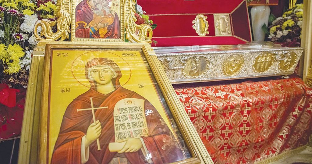 Sfânta Parascheva, sărbătorită pe 14 octombrie. Cine a fost ocrotitoarea Moldovei și cum au ajuns moaștele ei la Iași