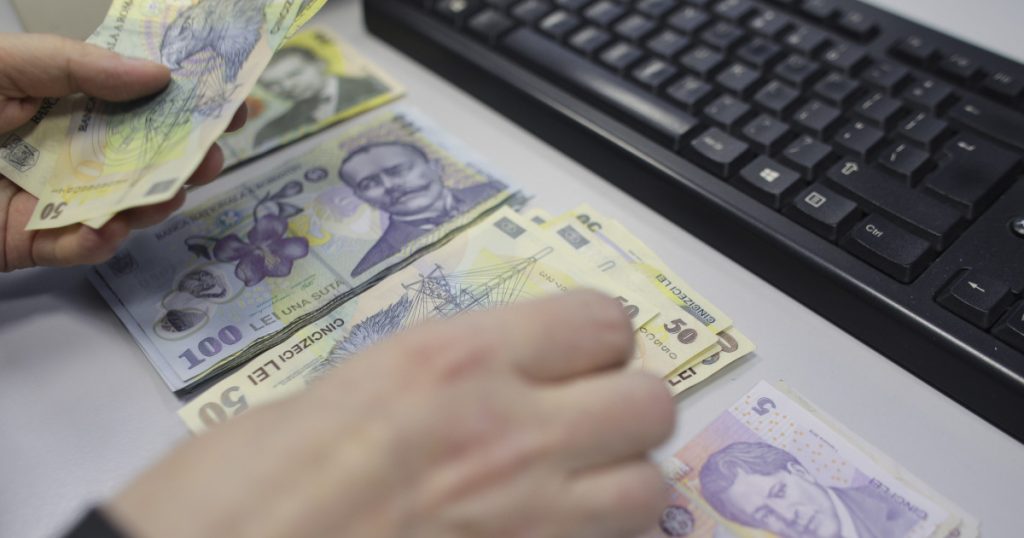 Ce drepturi au persoanele cu handicap în 2026, în funcție de grad. Cine primește card de carburant și reduceri de impozite