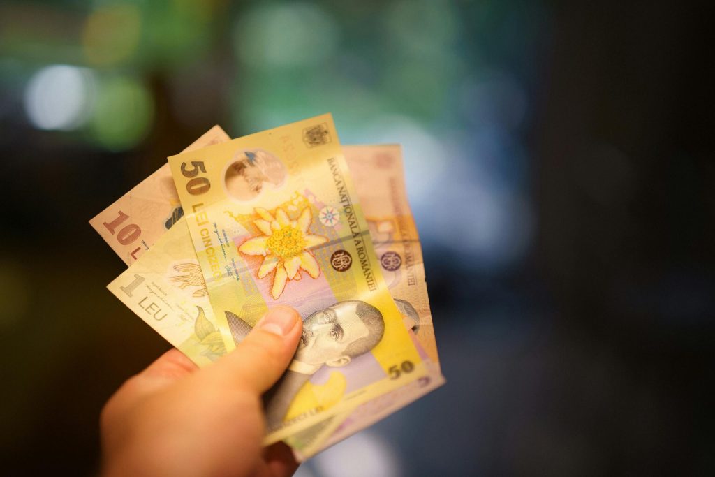 Inflația crește din nou. Chiriile și carburanții s-au scumpit cel mai mult
