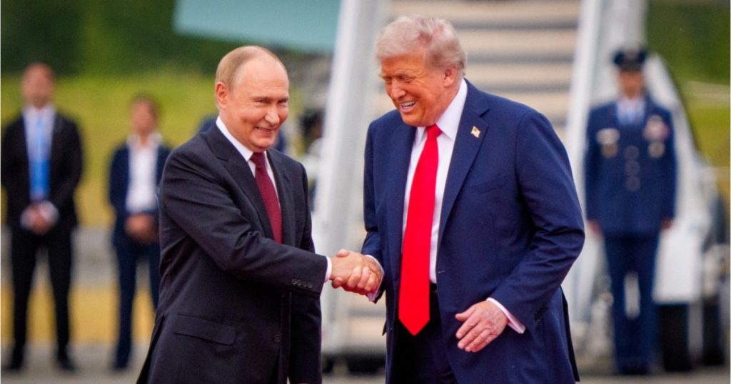Trump este „cu spatele la zid”, avertizează ministrul german al Apărării. Ce stă la baza apropierii de Rusia