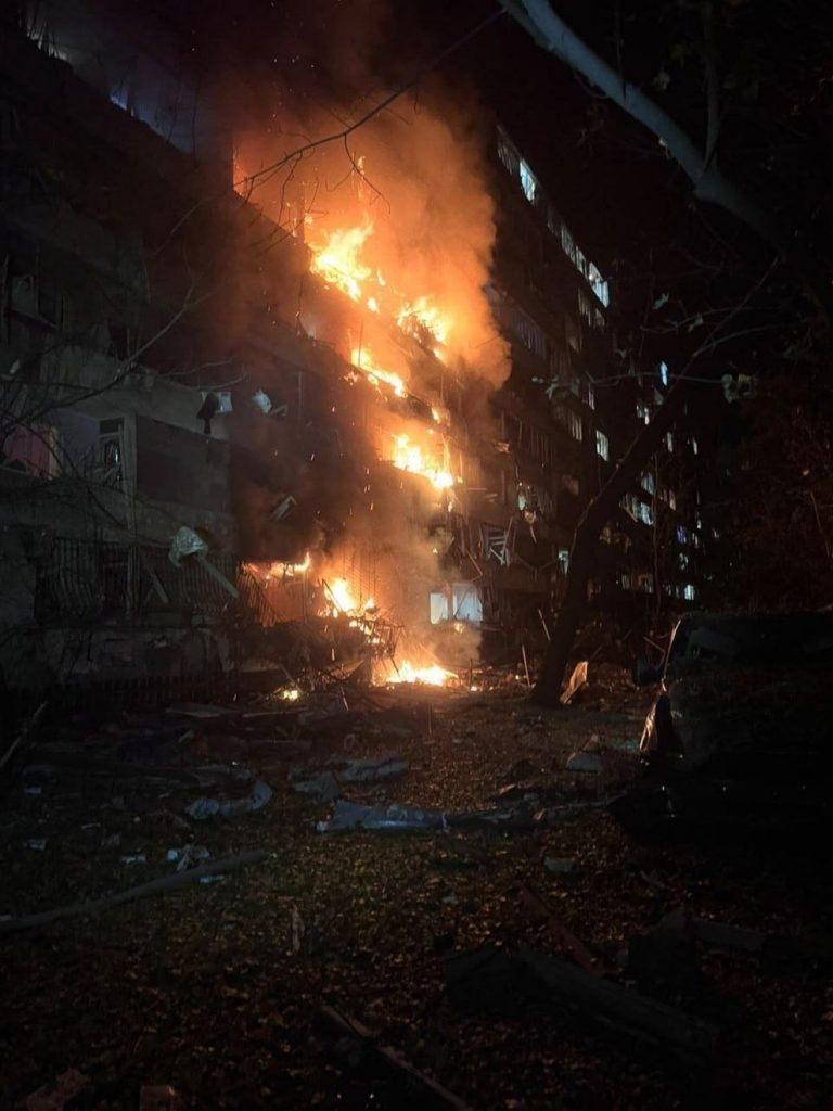 Rusia a atacat Kievul cu rachete balistice. Zelenski acuză lipsa avertismentelor din partea aliaților