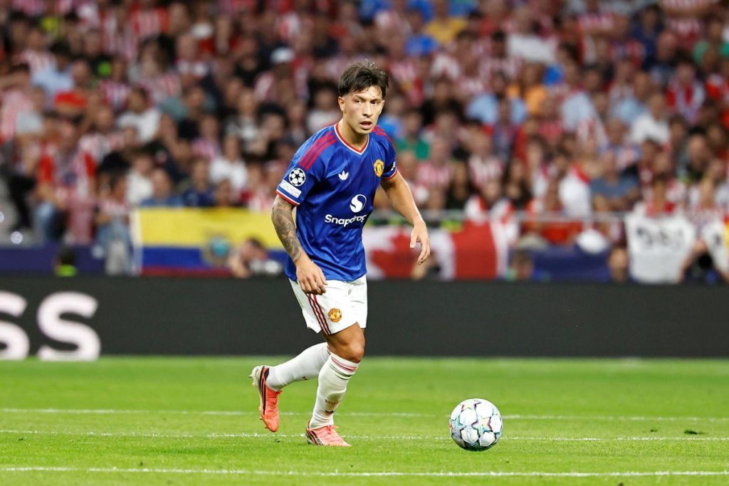 Revoltă fără precedent » Lisandro Martinez a PULVERIZAT conducerea lui Manchester United: „Mă aștept la mai multe investiții. Ce se întâmplă acolo?”