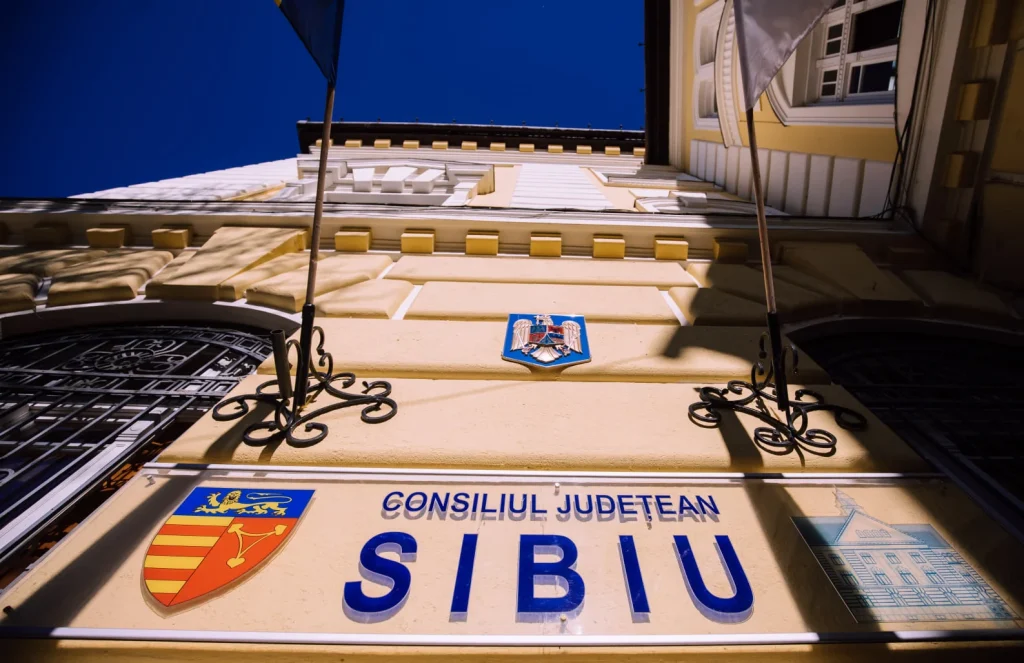 Noi investiții din economiile fondurilor europene: Consiliul Județean Sibiu achiziționează echipamente pentru pacienții oncologici. Daniela Cîmpean: „Fiecare economie pe care reușim să o transformăm într-o nouă investiție înseamnă un câștig pentru pacienț