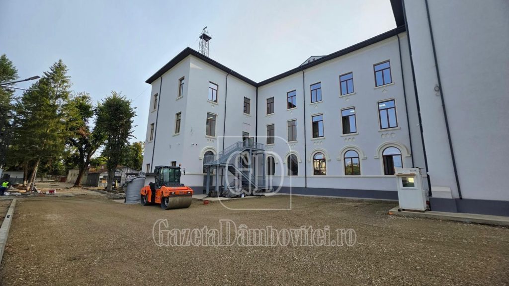 Investiții de aproape 60 de milioane de lei la Liceul „Voievodul Mircea” din Târgoviște