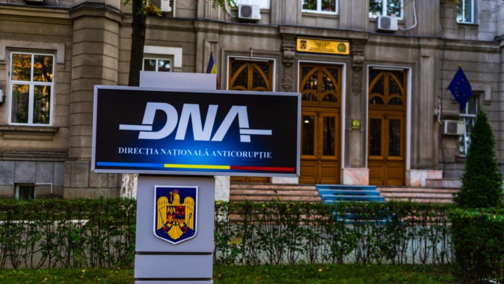 Șeful Permise Ilfov, reținut de DNA într-un dosar de mită. Cum ar fi fost aranjate examenele auto