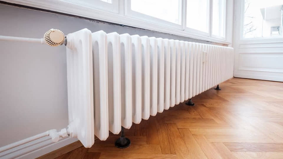 Cugirenii pot depune din 15 octombrie, cereri pentru ajutorul de încălzire 2026–2027. Află condițiile, actele necesare și valoarea suplimentului pentru energie