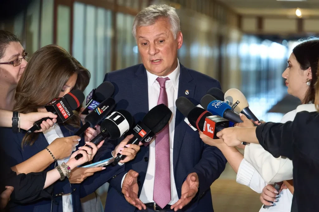 Cine este Daniel Zamfir, propus de PSD să preia Ministerul Economiei: Senatorul devenit cunoscut pentru proiectele de legi referitoare la bănci