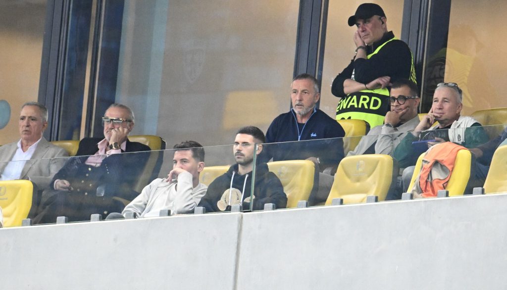 Dan Petrescu l-a urmărit pe Gigi Becali în lojă și a avut o reacție neașteptată: „Bă, nu le-a făcut el!”
