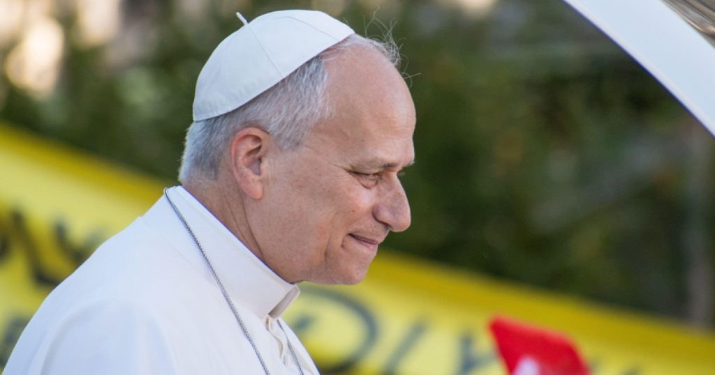 Primul mesaj transmis de papa Leon, după ce a fost diagnosticat cu cancer: „Vă rog să vă rugaţi pentru mine”