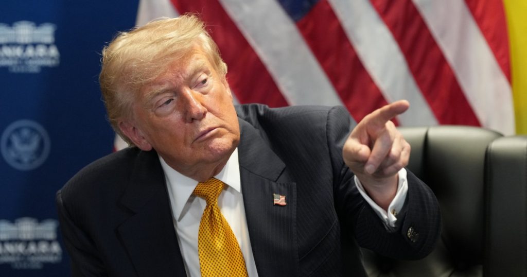 „Vor face ceva exact ca Groenlanda”. Trump susține că Canada „va deveni al 51-lea stat american”