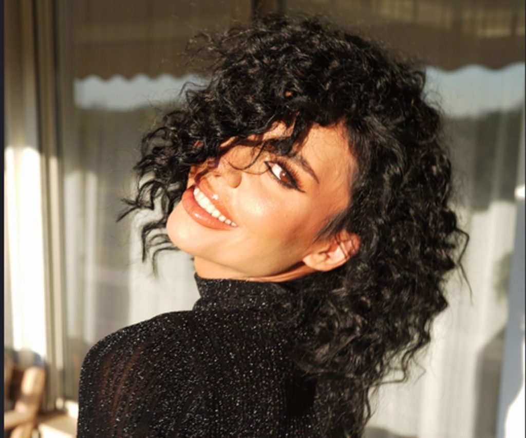 Andreea Popescu, despre bărbatul pe care îl vrea lângă ea: „Nu sunt Bianca Drăgușanu! Nu trebuie să fie bogat!”