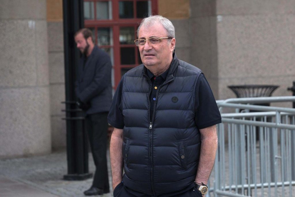 Liță Dumitru a răbufnit la adresa FRF și a lui Mihai Stoichiță: „Am râie pe mine?! Să vedeți ce mesaje veți posta când nu voi mai fi!”
