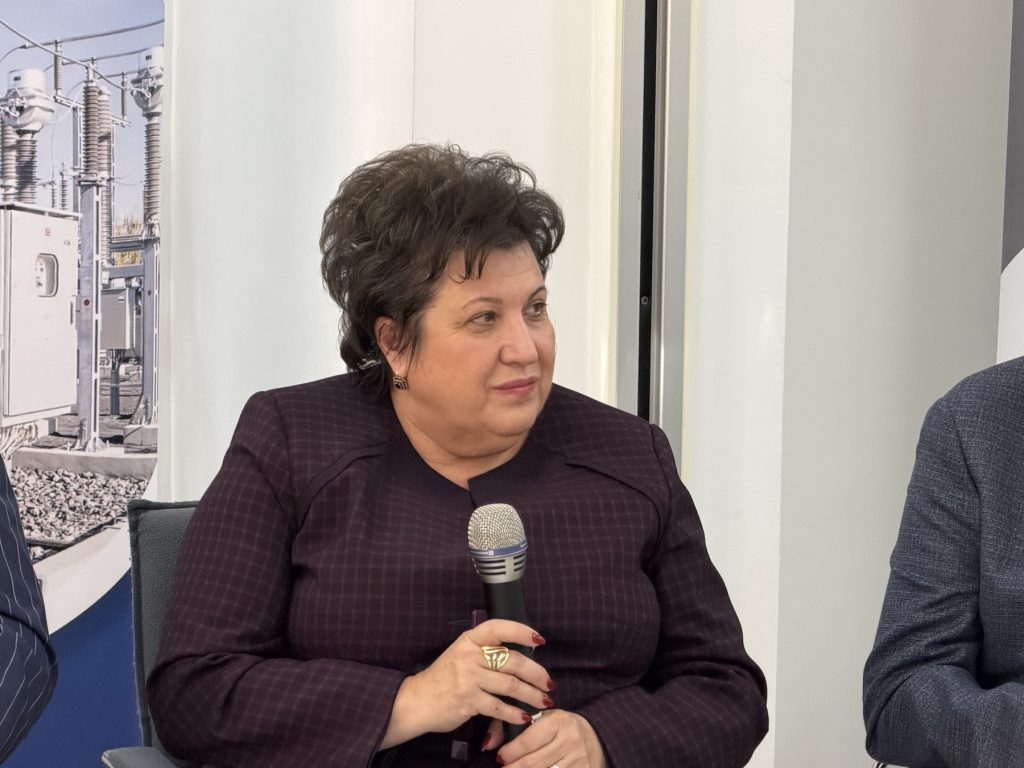 Educația continuă să fie unul dintre cei mai importați piloni de dezvoltare ai Clujului și un magnet pentru elevi și profesori. Șefa IȘJ, Marinela Marc: „Nu avem probleme cu resursa umană calificată”.