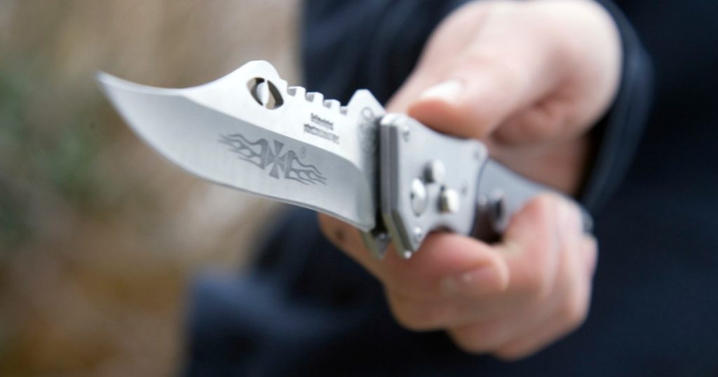 Atac cu cuţitul într-un azil de bătrâni din Germania, soldat cu un mort şi doi răniţi