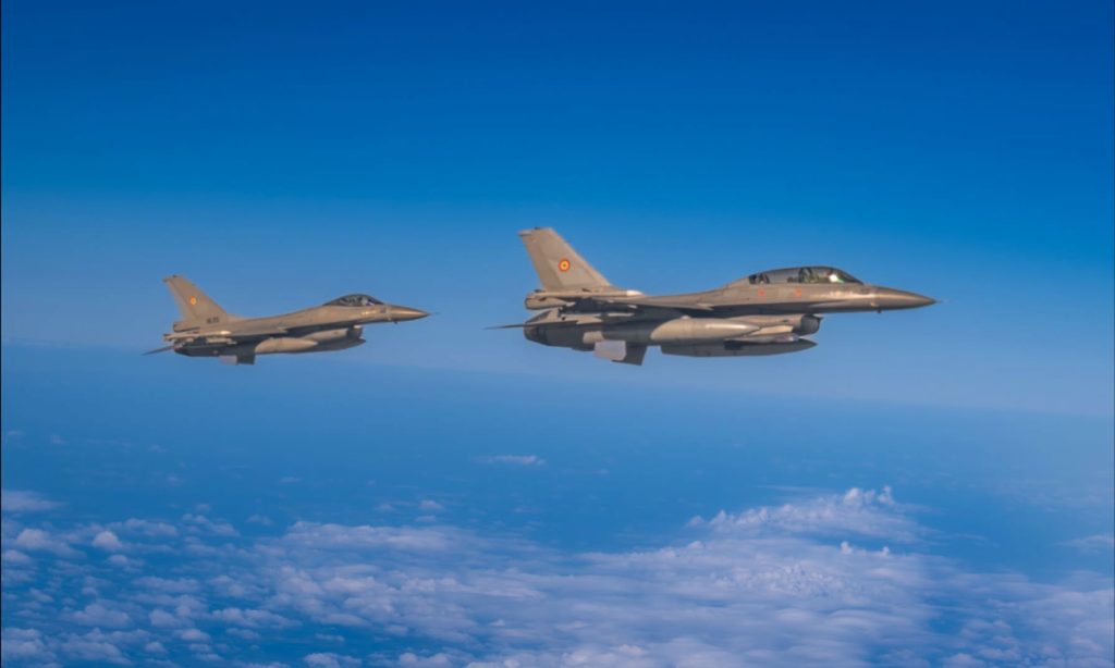 Două drone intrate în spațiul aerian al României, doborâte de piloți români de F-16 deasupra Mării Negre
