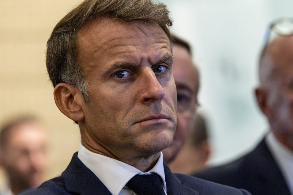 Macron se adresează națiunii după violențele din Franța. Trump: „Franța arde! Închideți-vă granițele”