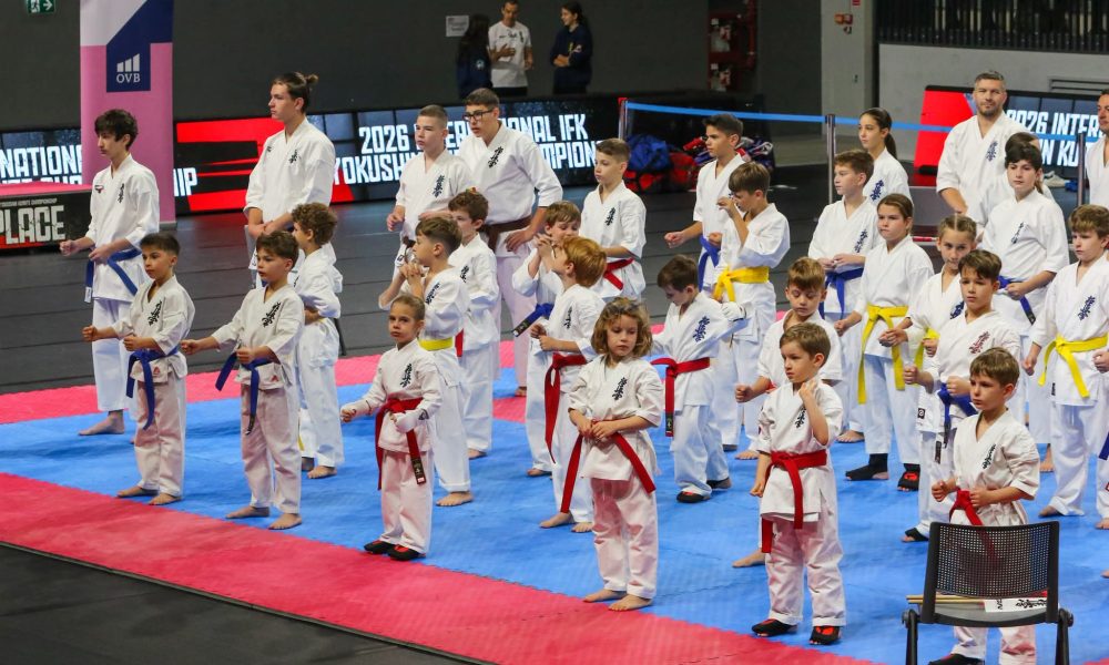 Turda, capitala internațională a karate-ului Kyokushin! Peste 100 de sportivi din Europa au participat la Campionatul Internațional IFK Kyokushin Kumite 2026