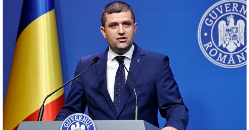 Miruţă, despre viitorul Executiv: Un guvern PSD al ruşinii. Le sticlesc ochii să se ducă grămadă peste banii strânși, să-i facă praf