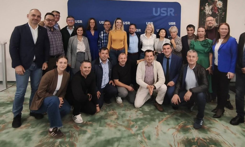 USR Alba are o nouă conducere: Flaviu Lucian Rădițoiu a preluat funcția de președinte a filialei. Membrii Biroului Județean