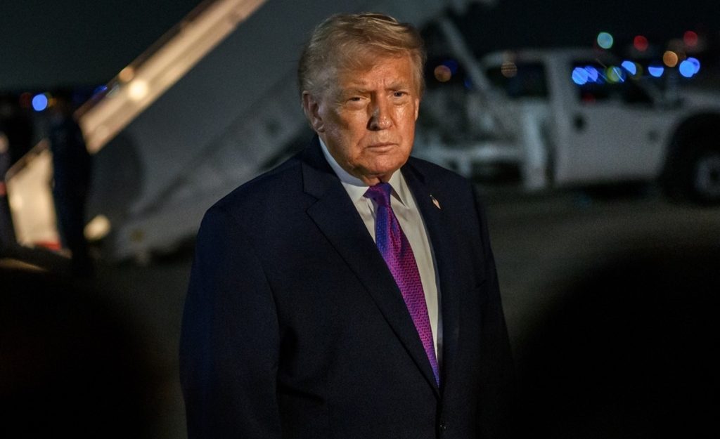 Trump se prăbușește în sondaje, cu două săptămâni înaintea alegerilor din SUA. Democrații au cel mai mare avans de până acum