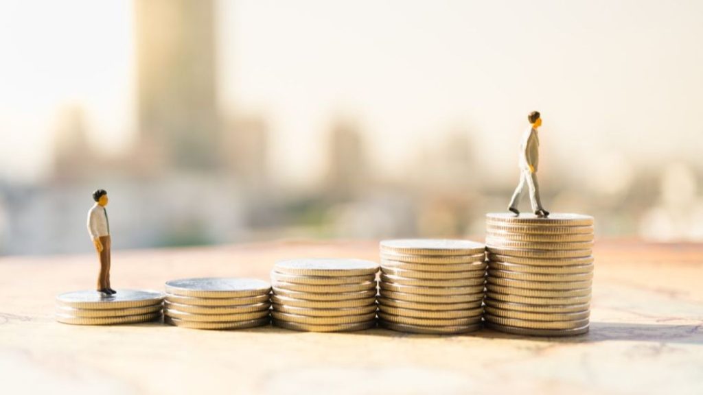 Salarii în IT, bănci și retail. Ce creșteri au primit angajații în 2026 și ce urmează în 2027