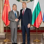 Bulgaria încearcă să atragă investiţii chineze prin noi acorduri de investiţii. Premierul Rumen Radev: Bulgaria oferă condiţii excelente pentru investiţii în sectoare precum vehiculele electrice, energia, agricultura şi înalta tehnologie