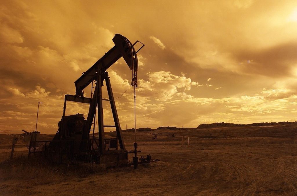 Petrolul revine la 110 dolari pe baril, iar prețul gazelor se apropie de 90 de euro/MWh