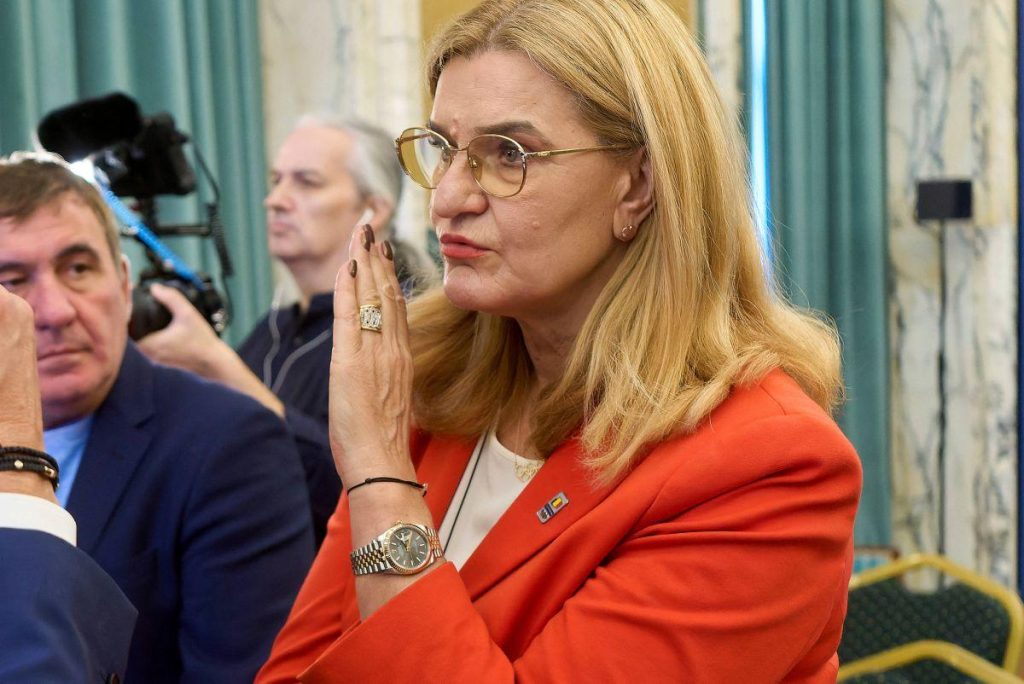 COSR a dat-o în judecată pe Elisabetă Lipă, pentru recuperarea unei sume imense