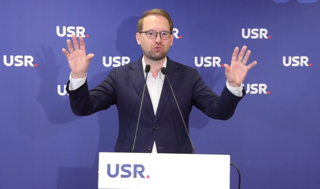 Fritz, prima reacție după învestirea Guvernului: Luca Niculescu e de astăzi premierul PSD / ”Puterea lui Luca Niculescu fără voința PSD-ului este spre zero”
