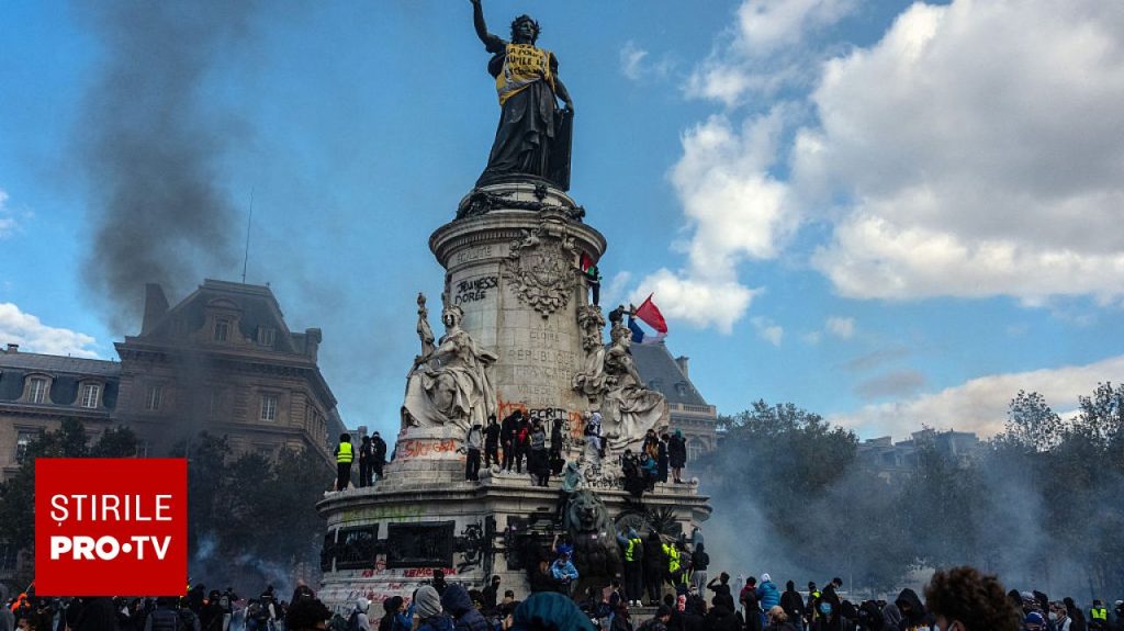 Franța se pregătește de noi revolte. „Desfăşurarea forţelor pentru sâmbătă va fi masivă”