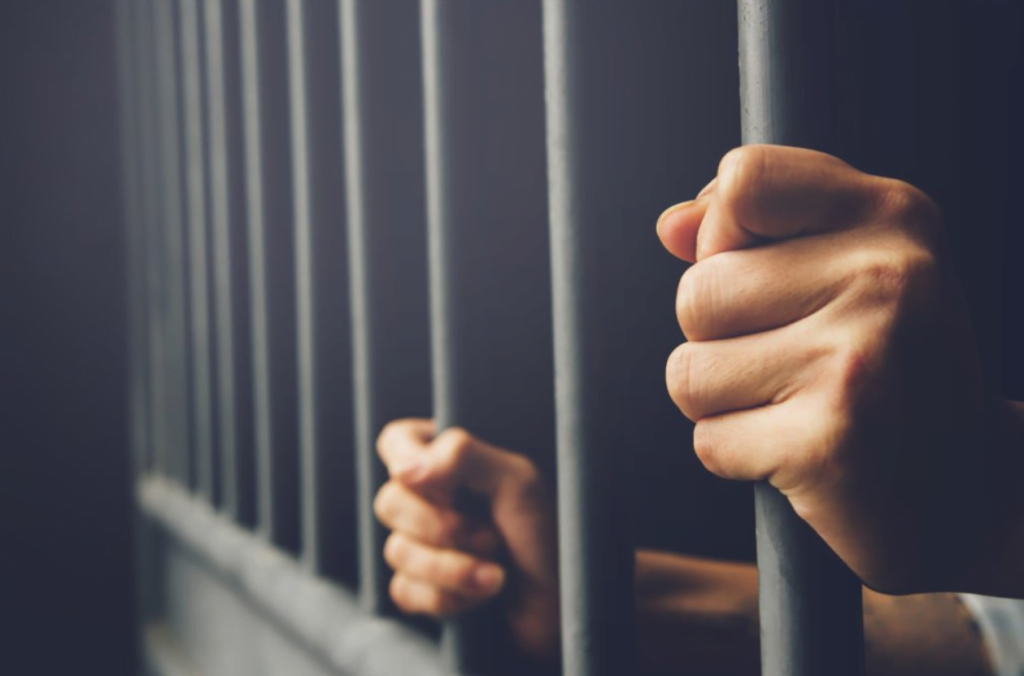 18 ani de închisoare pentru un bărbat din Cimișlia, condamnat pentru omorul concubinei