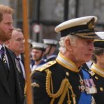 Prinţul Harry spune că şi-ar dori să se „reconcilieze” cu familia