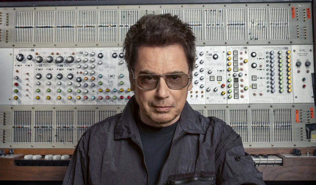 Jean-Michel Jarre aduce la BT Arena Cluj-Napoca turneul aniversar ce sărbătorește 50 de ani de la lansarea legendarului album „Oxygène”!