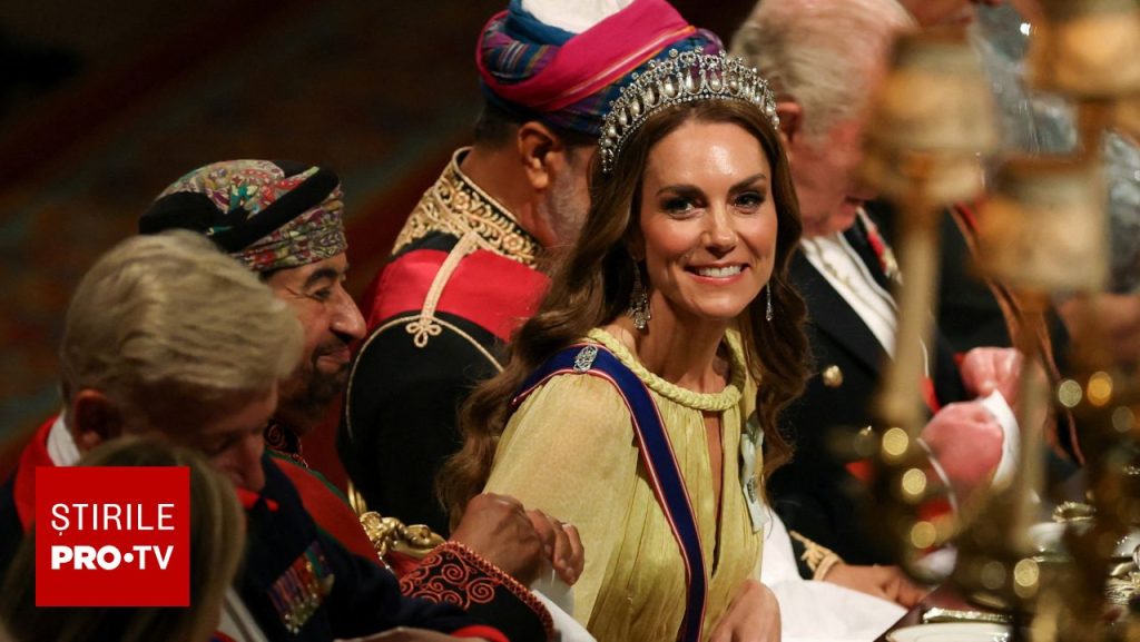 Prințesa Kate a impresionat într-o rochie galbenă și o tiară purtată de Prințesa Diana, la un banchet regal de la Windsor. FOTO