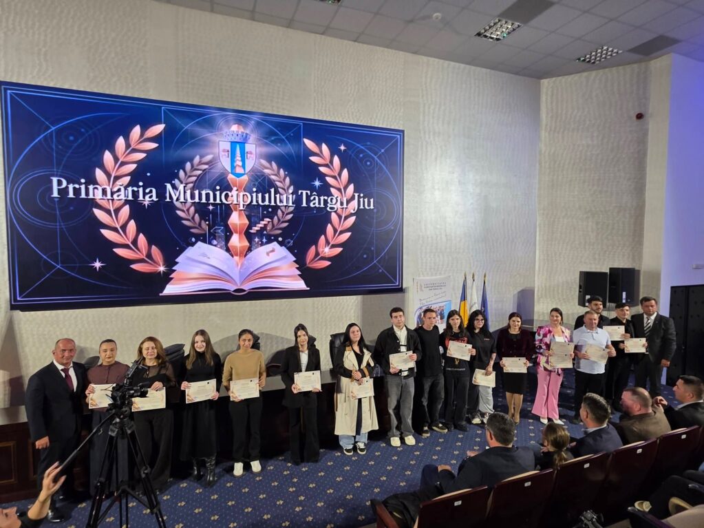 133 de elevi olimpici din Târgu Jiu, premiați de Primărie