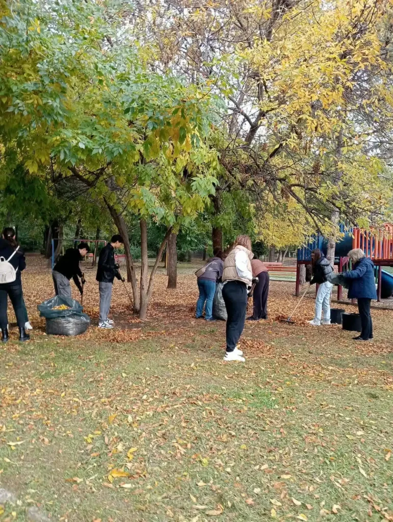 „Școala Verde” și campanie de plantare a arborilor în Tulcea