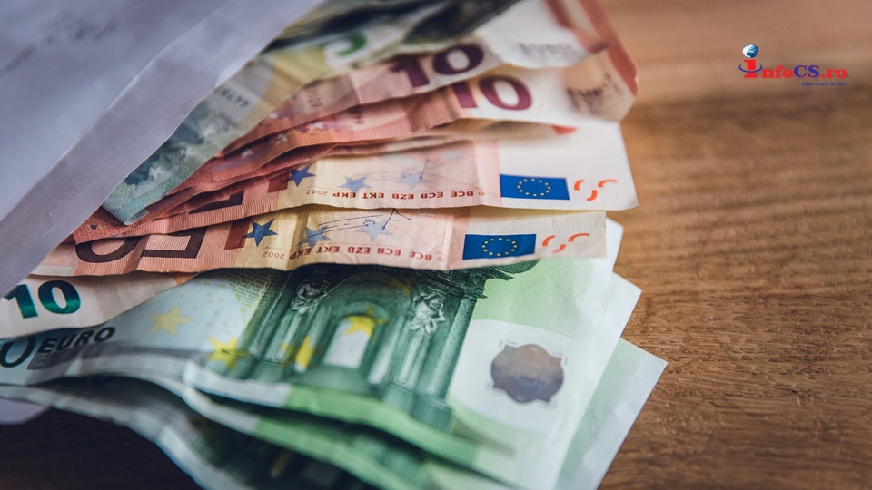 Ce se întâmplă cu banii?! Noi recorduri pentru francul elvețian și lira sterlină