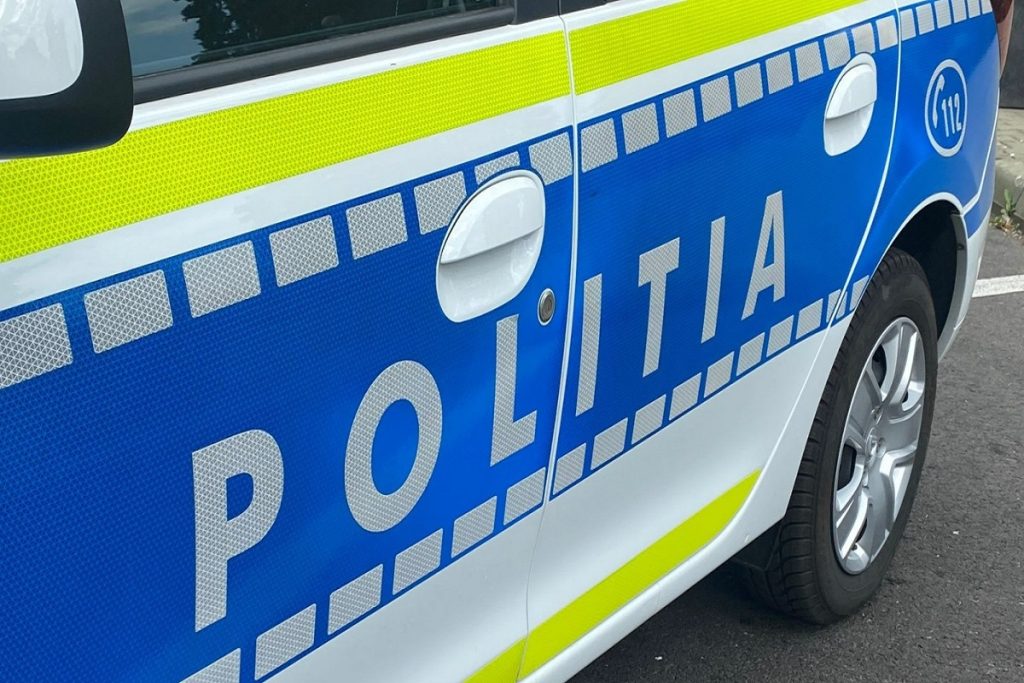 Accident cu două mașini pe Bulevardul Republicii din Ploiești. Unul din șoferi avea 0,41 mg/l alcool pur în aerul expirat