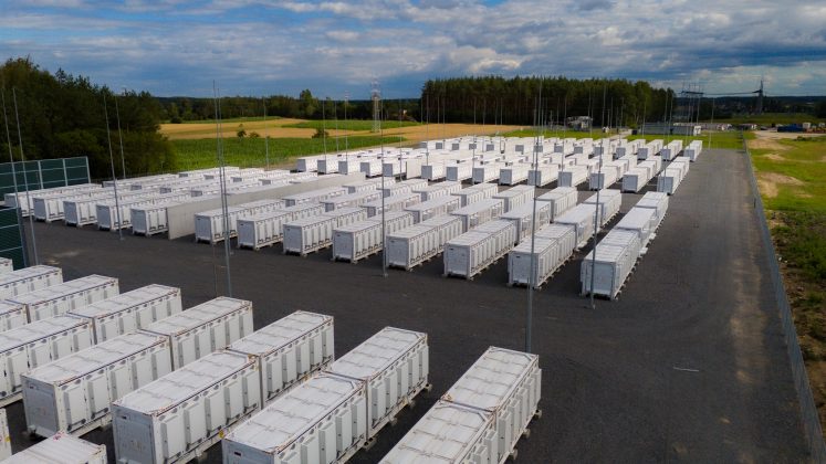 Portughezii de la Greenvolt, care activează și-n România, vând două proiecte mari de stocare în baterii din Polonia