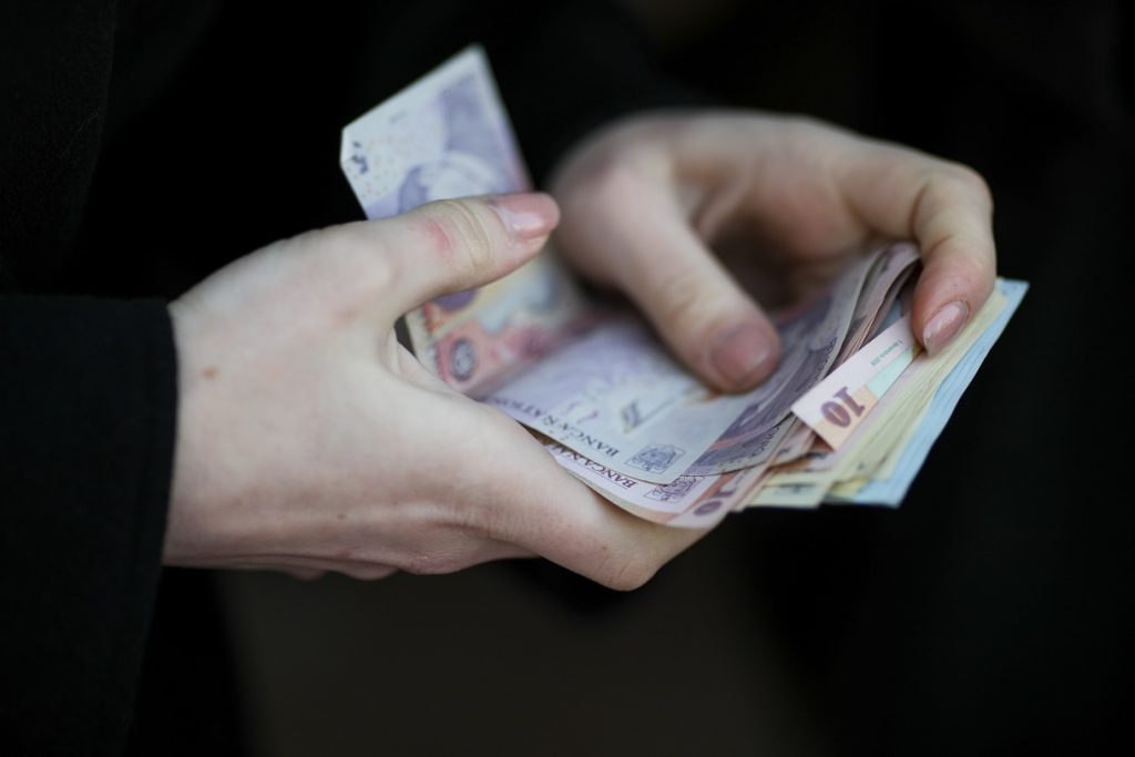 „Vom aștepta ultimele cifre”. Anunțul ministrului Muncii despre indexarea pensiilor
