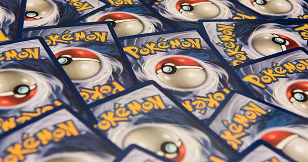 Un pensionar a devenit milionar datorită unei colecții Pokémon pe care o ținuse ani întregi în pod