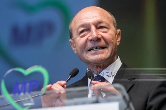 Traian Băsescu: Bolojan nu a făcut ce a trebuit. A mers exact pe scheme de gen FMI, mărim taxele. N-a reuşit decât să frâneze economia şi creşterea economică / Trebuie să se ducă pe reducerea de cheltuieli, desfiinţate sporurile