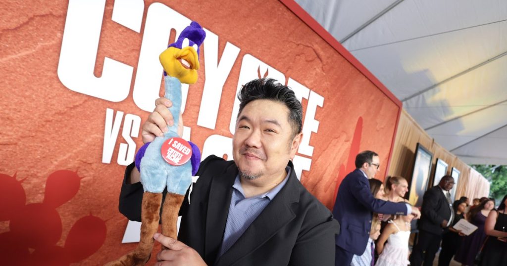 Eric Bauza, vocea lui Bugs Bunny și Daffy Duck, a murit la vârsta de 46 de ani. „A adus bucurie și râsete la milioane de oameni din întreaga lume”