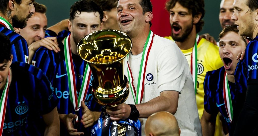 La mulți ani, Cristi Chivu! Tehnicianul român, copleșit de mesajele italienilor la 46 de ani: „Dedicare, curaj și un puternic simț al apartenenței!”