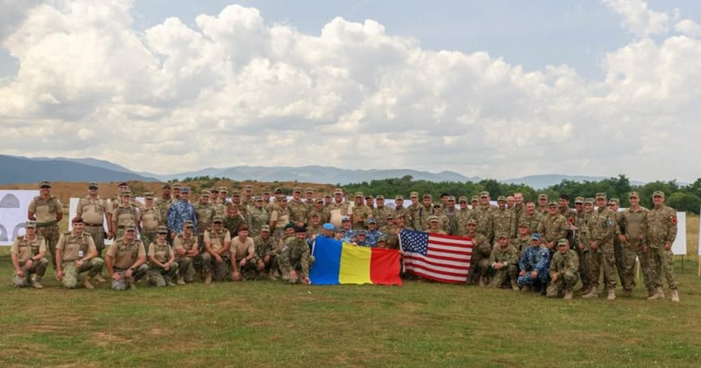 „Umăr la umăr pentru siguranța NATO”: Mesajul Ambasadei SUA de Ziua Armatei Române