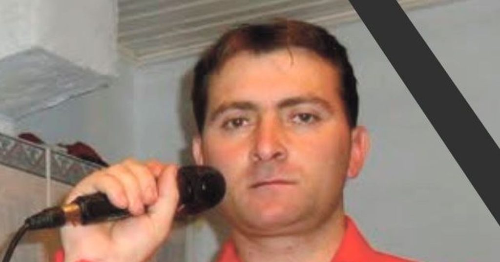 Doliu în lumea muzicii populare. Costel Ploaie a murit fulgerător, iar colegii i-au cântat la căpătâi