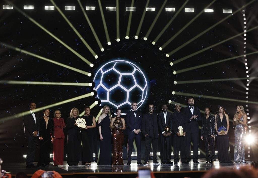 A început gala Balonul de Aur 2026. Harry Kane și Lamine Yamal așteaptă marele verdict / Spania domină premiile: Luis de la Fuente, cel mai bun antrenor din lume / Toți câștigătorii galei de la Londra