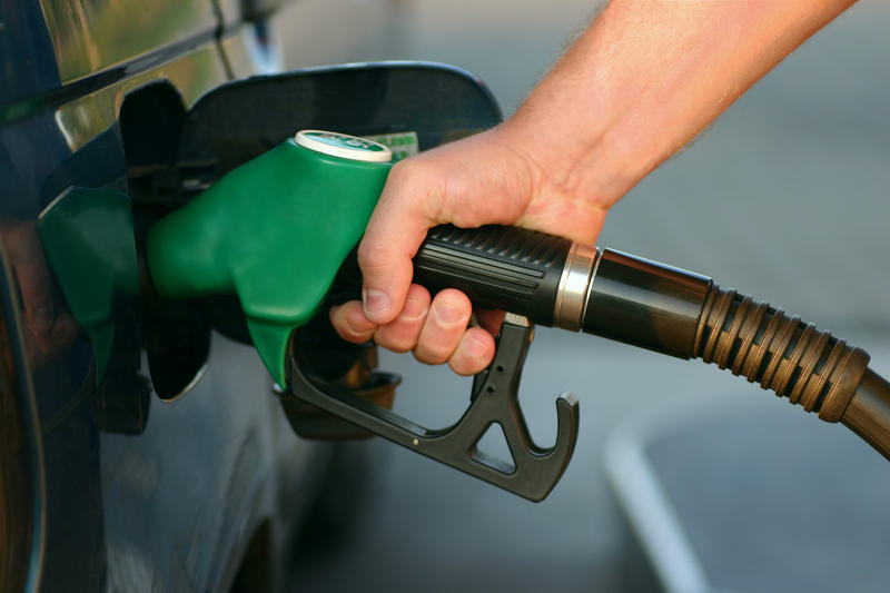 Cât vor costa carburanții pe 27 octombrie? ANRE a stabilit noile prețuri