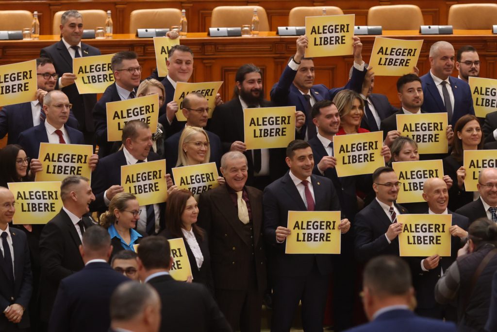 VIDEO ”Fără AUR nu poți să dai jos Guvernul” / Kelemen Hunor crede că Luca Niculescu va rămâne premier până în 2028